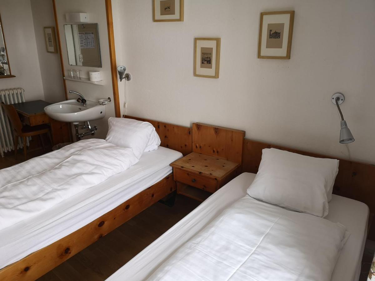 Hotel Historisches Piz Ela *